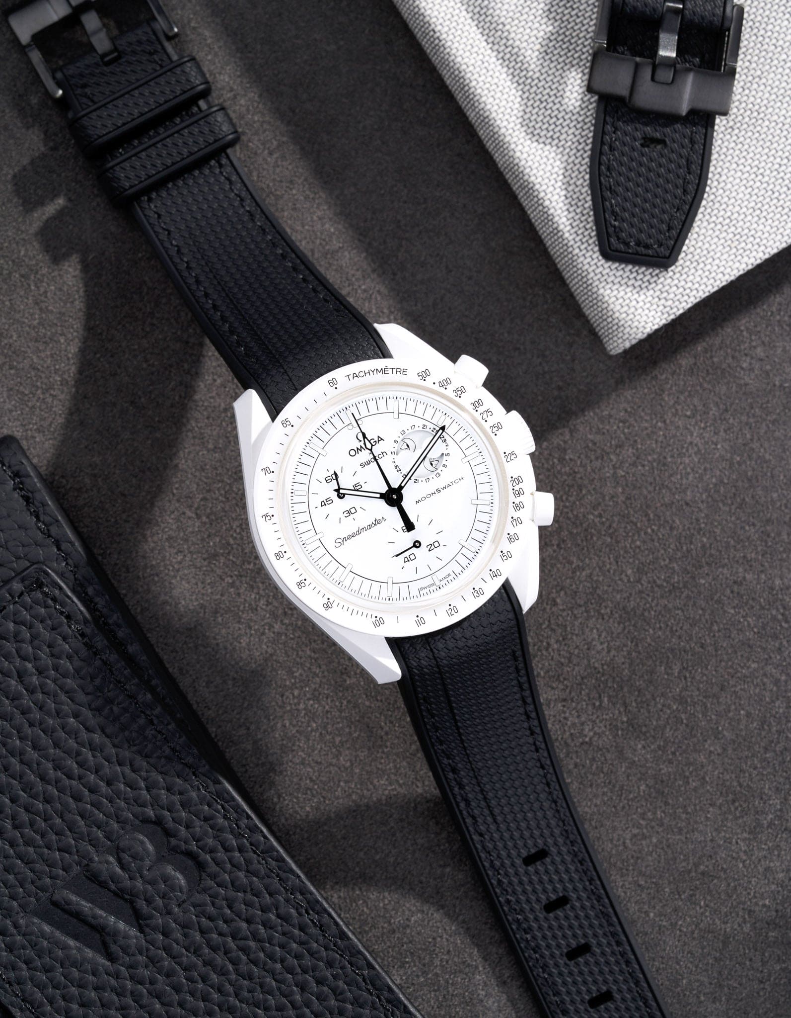 Curved Vertech Rubber Strap - Black - OM Luxury